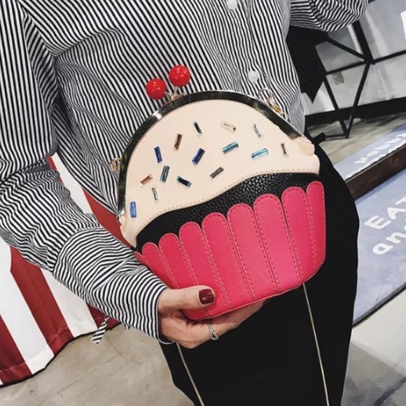 Whimsical Pink Sprinkle Cupcake Crossbody Purse - Picture 4 of 16